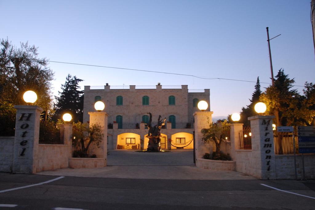 Hotel Castel Miramonti Selva Di Fasano Exterior foto
